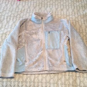 Mountain hardware size 8 (no tag)